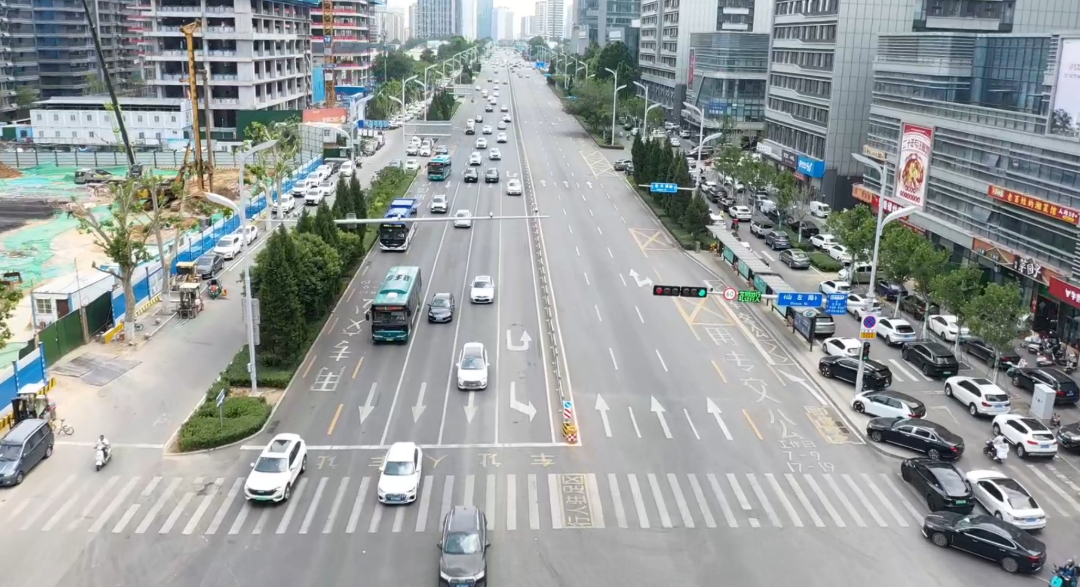 工业南路与山左路路口.png